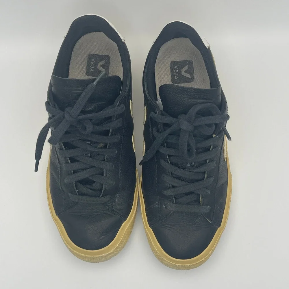 Veja Women 9 Black Leather Campo Sneakers Cream Logo Low Top